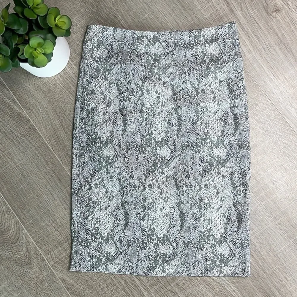 MARGARET M Women's Gray White Faux Snakeprint Pencil Skirt Size Small